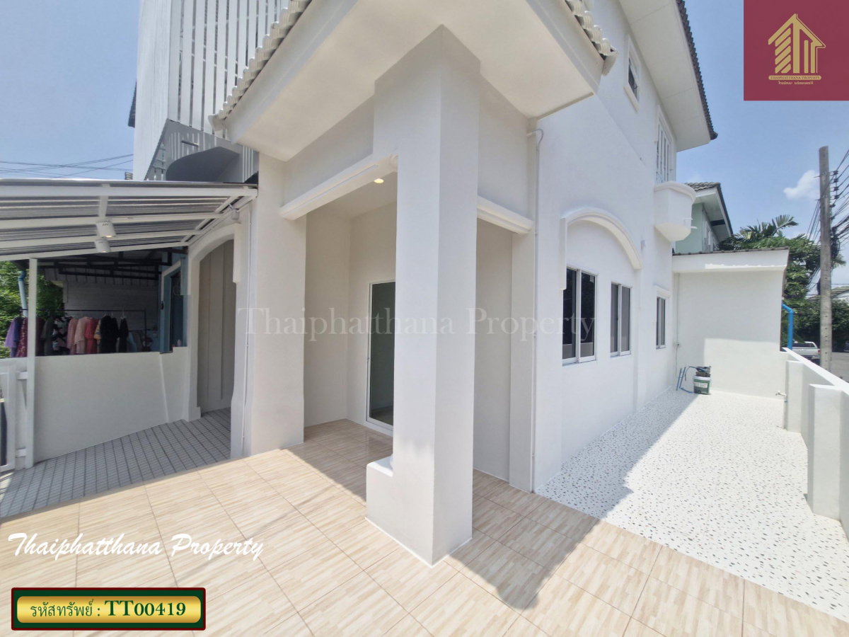 รูป ทาวน์เฮ้าส์หลังริม รีโนเวทใหม่ ลัลลี่วิลล์ 1 ศรีนครินทร์-เทพารักษ์ แพรกษา เมืองสมุทรปราการ - รูปที่ 3/13