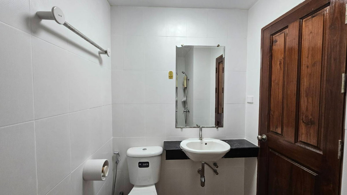 รูป ทาวน์โฮม 3.5 ชั้น ทาวน์อินทาวน์ ใกล้โรงเรียนบดินทร์เดชา - โรงเรียนนานาชาติ เชื่อมต่อเส้นเลียบทางด่วนได้ทันที พร้อมเดินทางไปเอกมัย-ทองหล่อ 🚘 - รูปที่ 25/28