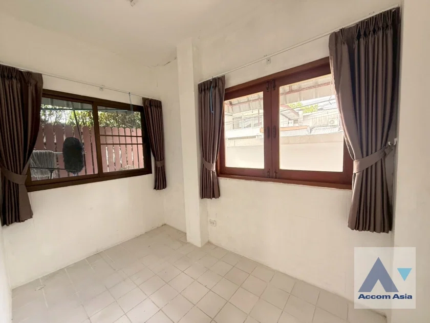 รูป 🔼🔽 AccomA 📩  5 BR House in Phra Khanong Nuea (AA27372) - รูปที่ 8/20
