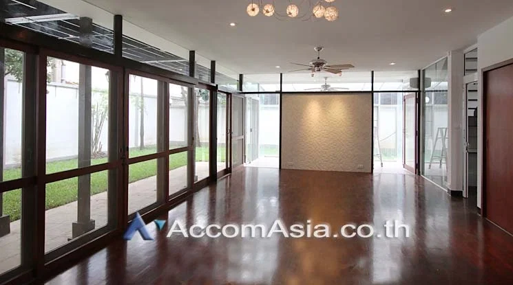picture 🔼🔽 AccomA 📩 Pet friendly 3 BR House in Khlong Tan Nuea (13000372) - 2/12