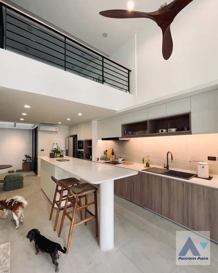 รูป 🔼🔽 AccomA 📩 Pet friendly,Fully Furnished 3 BR Townhouse @Shizen Phatthanakan (AA43345) - รูปที่ 2/12