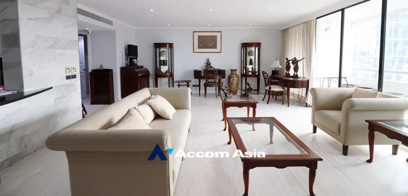 picture 🔼🔽 AccomA 📩 Spacious Classic Condo – Bright, Airy & Private Layout - 3/20