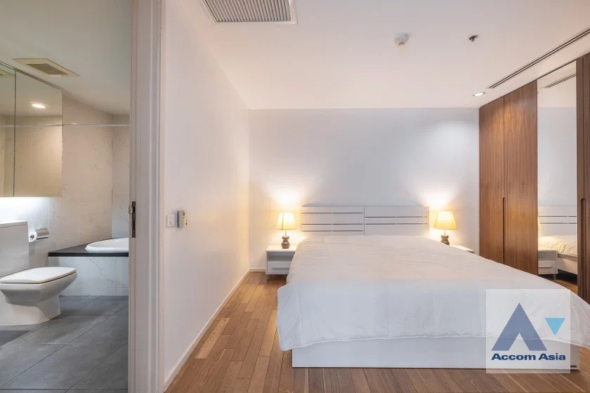 รูป 🔼🔽 AccomA 📩 Pet friendly,Fully Furnished 1 BR Condominium @The Legend Saladaeng (AA32985) - รูปที่ 11/16