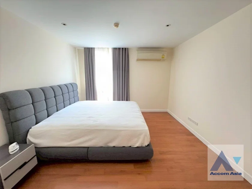 picture 🔼🔽 AccomA 📩  3 BR Condominium @La Citta Penthouse (AA23569) - 11/19