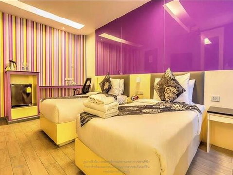 For sale: 5-storey building, next to BTS On Nut