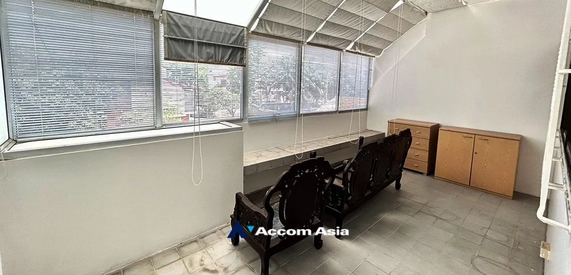 picture 🔼🔽 AccomA 📩 Home Office 3 BR House in Phra Khanong Nuea (2514094) - 1/13