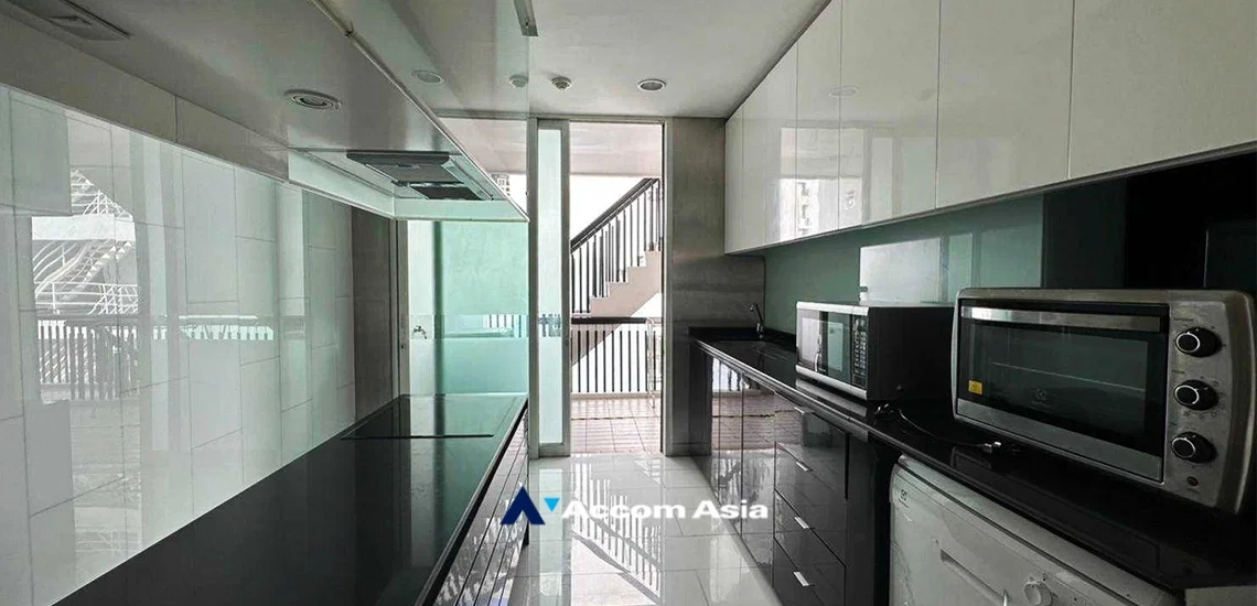 รูป 🔼🔽 AccomA 📩  3 BR Condominium @Tonson Court (AA32441) - รูปที่ 2/10