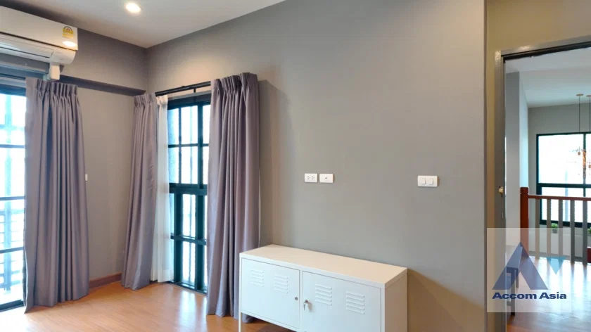 รูป 🔼🔽 AccomA 📩 Versatile modern home with business potential in Sukhumvit (AA41303) - รูปที่ 16/20