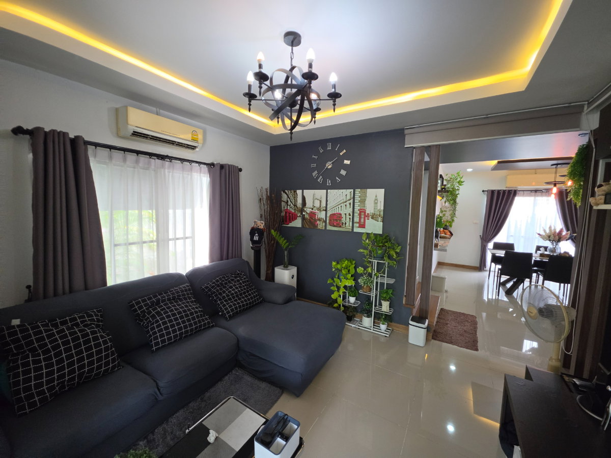 รูป ขายบ้านเดี่ยว 2 ชั้น ตกแต่งพร้อมอยู่ ราคา 3.89 ล้านบาท ในอำเภอศรีราชา - รูปที่ 4/25