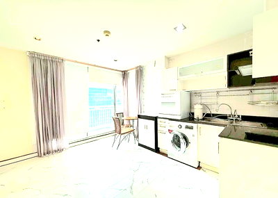 Condos for sale : Selling below appraised value! AAA grade property, urgent sale!