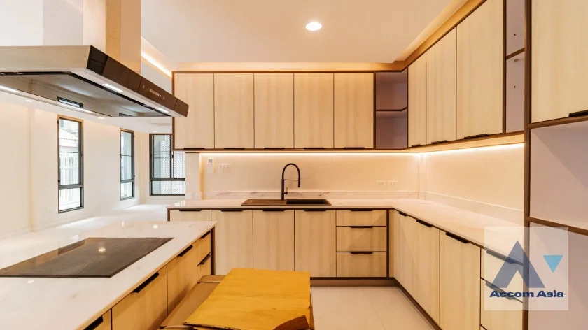 รูป 🔼🔽 AccomA 📩 Newly renovated,Pet friendly,Common Pool 3 BR Townhouse @KLANG Nivas (AA41750) - รูปที่ 4/20