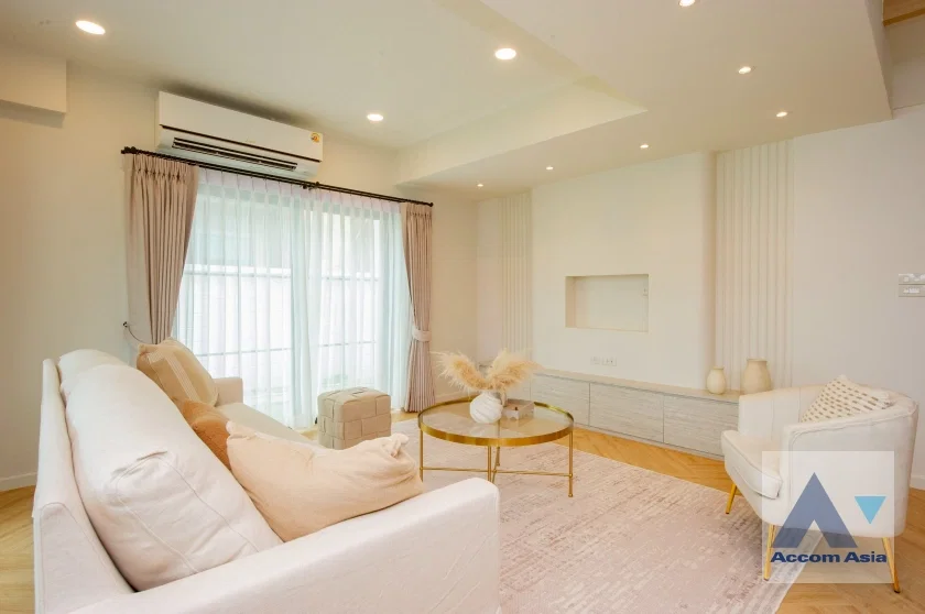 รูป 🔼🔽 AccomA 📩 Pet friendly,Home Office 4 BR House in Suan Luang (AA44633) - รูปที่ 4/18