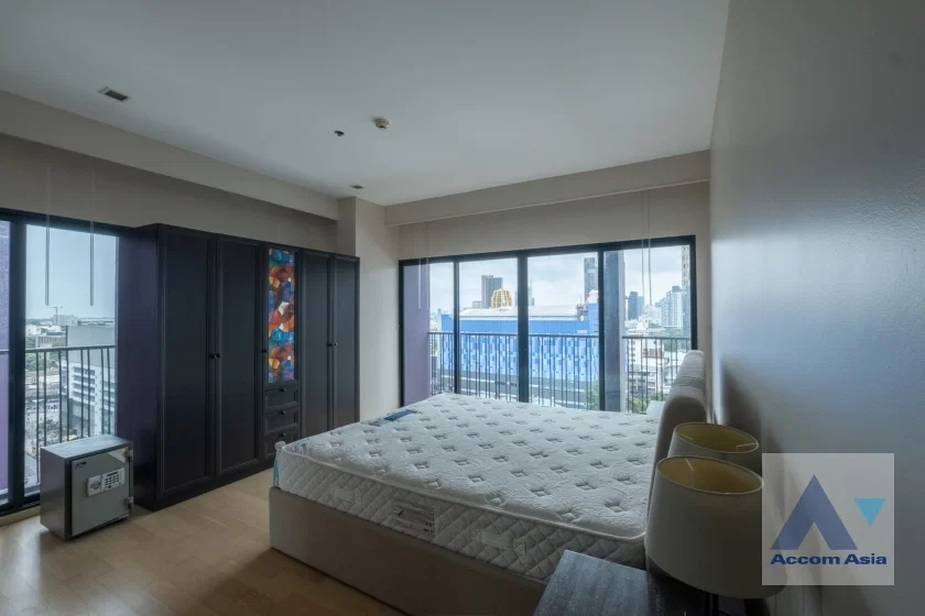 picture 🔼🔽 AccomA 📩 Modern corner unit with city views at Noble Reveal (AA33082) - 9/18