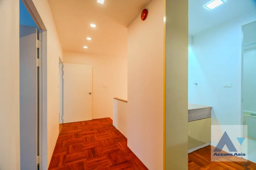 picture 🔼🔽 AccomA 📩 Duplex Condo,Big Balcony 3 BR Condominium @Prestige 49 (AA41518) - 17/20