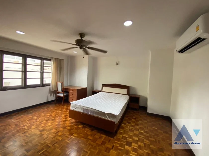 picture 🔼🔽 AccomA 📩 3 BR House @House in Compound (AA38957) - 8/13