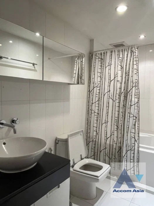 รูป 🔼🔽 AccomA 📩  2 BR Condominium @Urbana Langsuan (25050) - รูปที่ 16/17