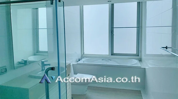 picture 🔼🔽 AccomA 📩 Bright city condo with wide windows and skyline view (1512787) - 9/10