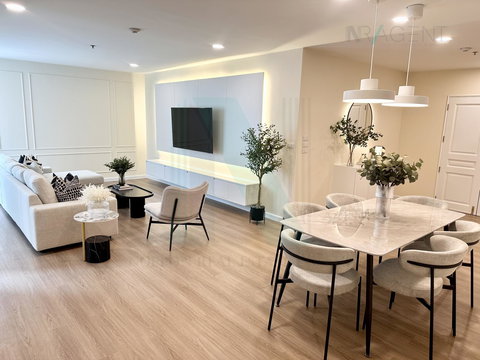 For Rent Condo GRAND LANGSUAN Building 1, Floor 16,3 bed room, Room size 146 sqm