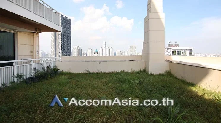 รูป 🔼🔽 AccomA 📩  Bright duplex condo with rooftop terrace in Sathorn (13001830) - รูปที่ 13/13