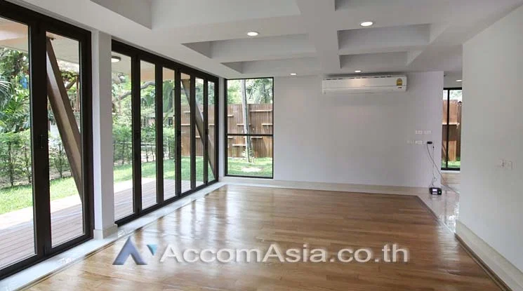 รูป 🔼🔽 AccomA 📩  Nature-inspired home in lush compound with pool and family space (5005703) - รูปที่ 4/16