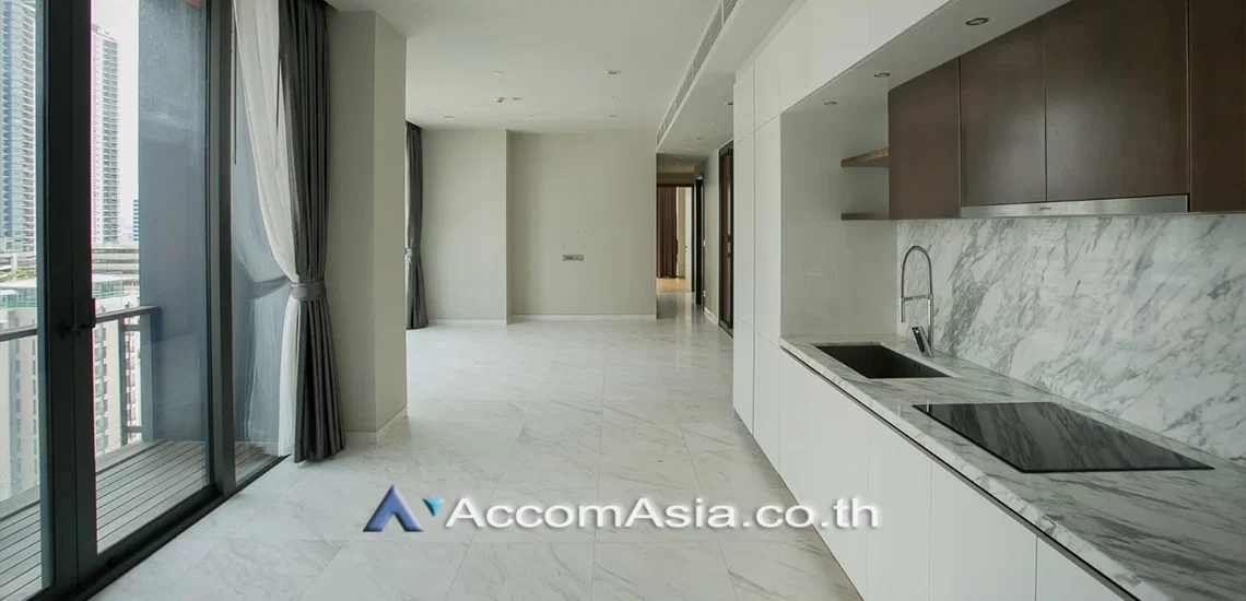 รูป 🔼🔽 AccomA 📩 Elegant Corner condominium with Marble Finishes in Sukhumvit (AA30485) - รูปที่ 2/19