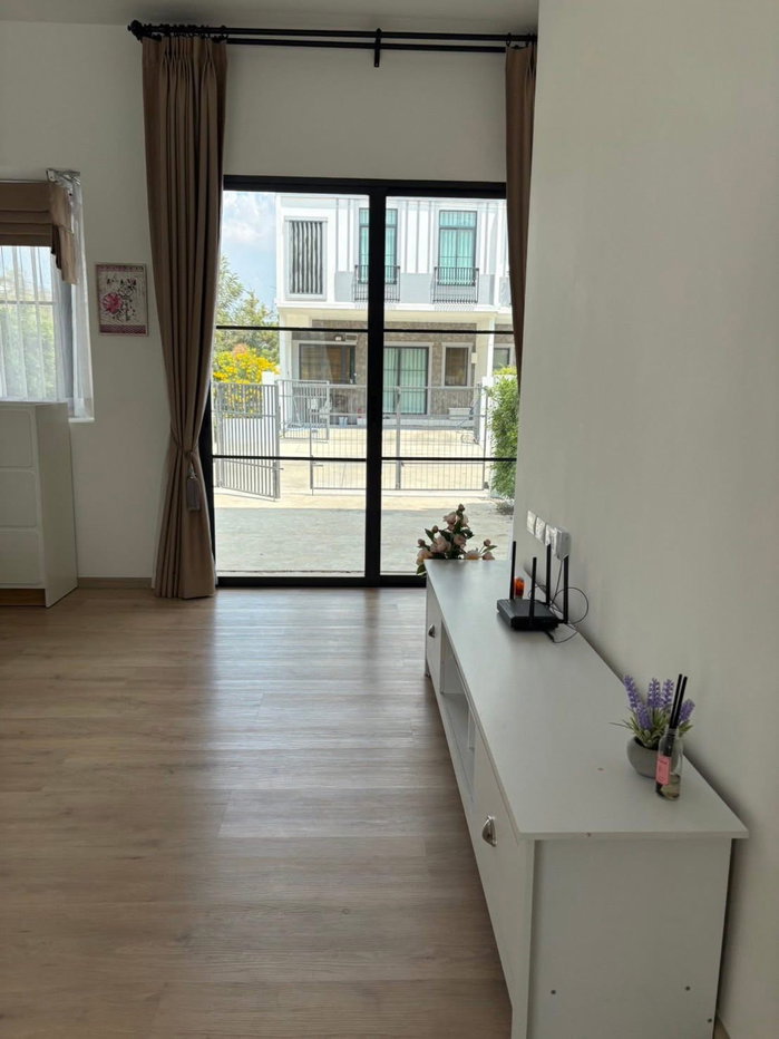 รูป Updated 🌟 บ้านยังว่าง 🥰  พร้อมให้เช่านะคะ🎉 หมู่บ้านนี้ส่วนกลางกว้างมาก สวยมาก ✨ 🏠🎉🌳🎈💗 - รูปที่ 6/23