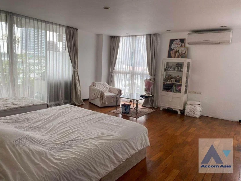 picture 🔼🔽 AccomA 📩 4 BR Condominium @The Peak Residence (AA35603) - 7/12