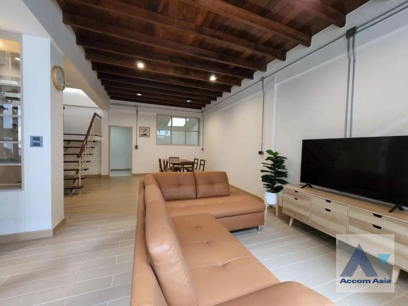 รูป 🔼🔽 AccomA 📩 Renovated private house with cozy charm in Ekkamai (AA33648) - รูปที่ 3/20