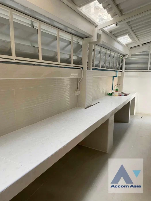 รูป 🔼🔽 AccomA 📩 Home Office 2 BR House in Lat Phrao (AA41602) - รูปที่ 14/16