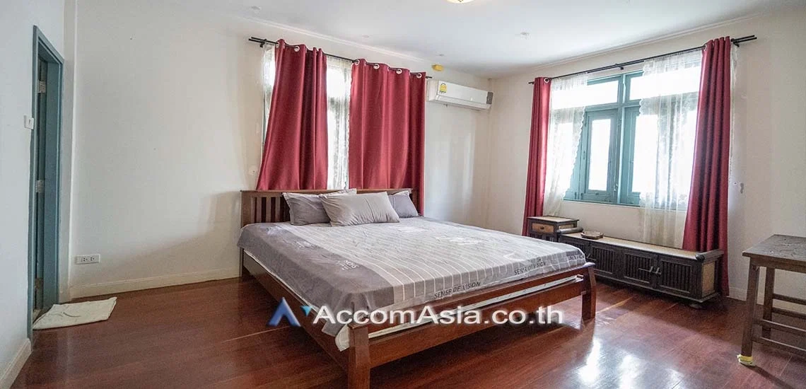 picture 🔼🔽 AccomA 📩 Pet friendly,Home Office 3 BR House in Khlong Toei (1720649) - 9/17