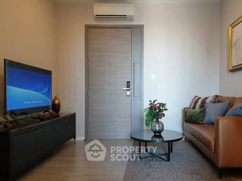 1-BR Condo at The Room Sukhumvit 69 near BTS Phra Khanong (ID 2366709)