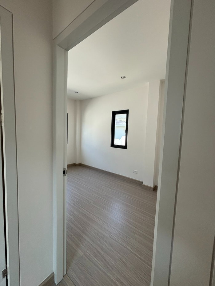 รูป ขายใบจองบ้าน ลดราคา 3 ห้องนอน 3 ห้องน้ำ หน้าบ้านเป็นน้ำพุ ศุภาลัย เบลล่า ซ.กันตนา - รูปที่ 9/18