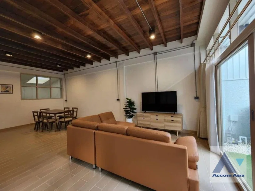 รูป 🔼🔽 AccomA 📩 Renovated private house with cozy charm in Ekkamai (AA33648) - รูปที่ 4/20