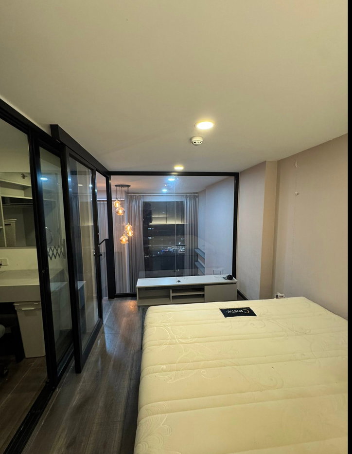 picture  KnightsBridge Ratchayothin. 1bed38sqm. Line id: @pfagent - 9/12