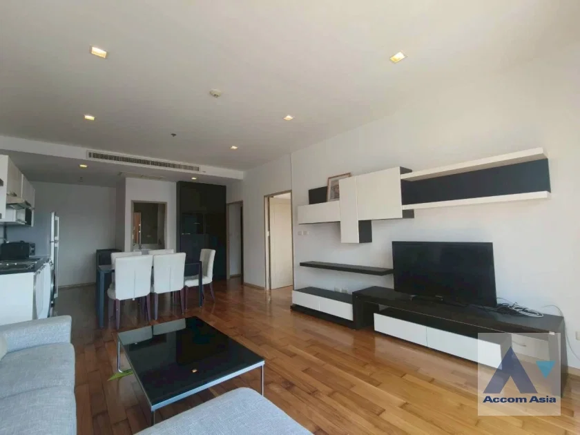 picture 🔼🔽 AccomA 📩  2 BR Condominium @Noble Reveal (AA30215) - 10/20