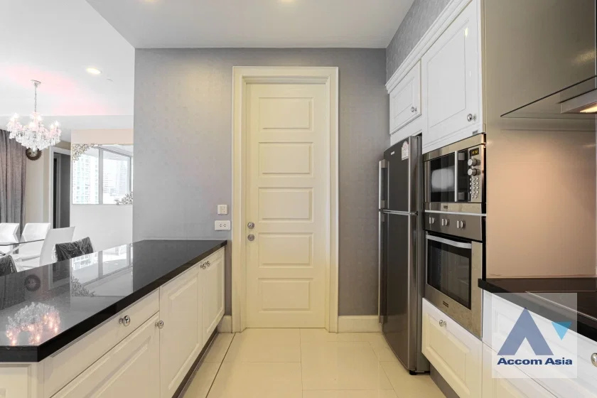 รูป 🔼🔽 AccomA 📩 Luxury condo with modern charm at Royce Private Residences (AA37116) - รูปที่ 6/20