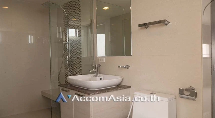 รูป 🔼🔽 AccomA 📩 Spacious pet-friendly duplex condominium in a prime location. - รูปที่ 8/16