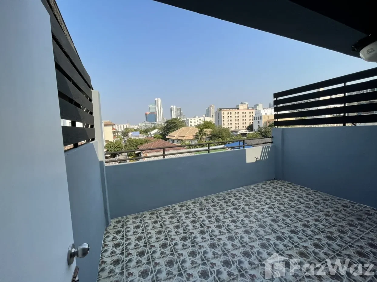 รูป ทาวน์เฮ้าส์ให้เช่า 5 ห้องนอน ใน ดินแดง, กรุงเทพมหานคร 689754 - รูปที่ 18/18