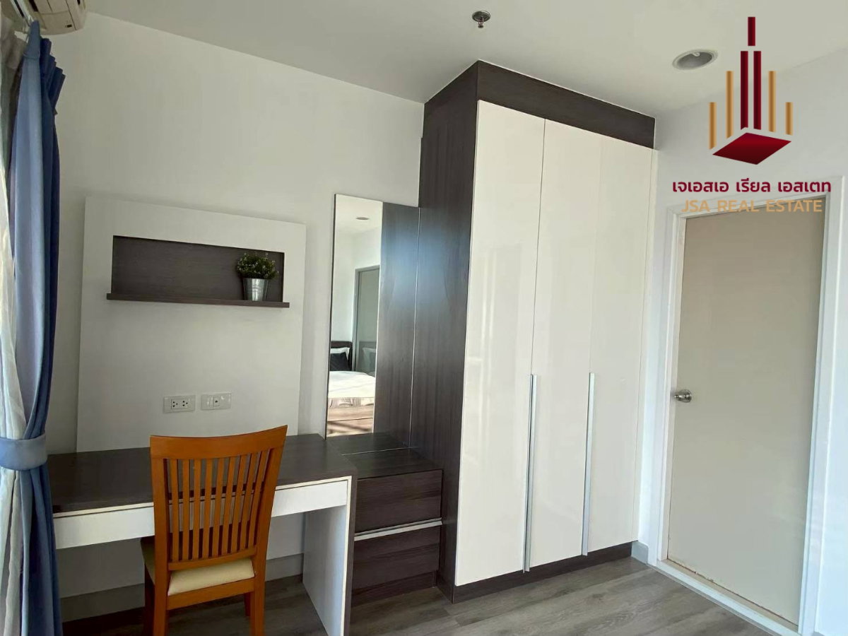 picture ✨ For Rent: Centric Sathorn - St.Louis Condo ✨  💰 Only 30,000 THB/month - 3/5