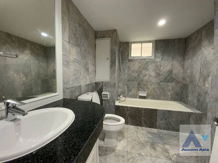 รูป 🔼🔽 AccomA 📩 Fully Furnished,Big Balcony 3 BR Condominium @Regent On The Park 3 (AA25776) - รูปที่ 13/20