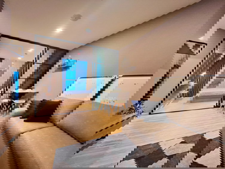 picture Owner selling directly: The Cube Loft Nuanchan. Fully furnished, beautiful unit. Agents welcome. - 2/13