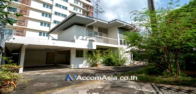 เช่าบ้านเดี่ยว เขตวัฒนา : 🔼🔽 AccomA 📩 Home Office 2 BR House in Khlong Tan Nuea (AA25089)