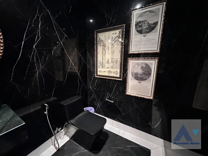 picture 🔼🔽 AccomA 📩 Spacious condo with urban luxury in Sukhumvit (AA42522) - 5/5