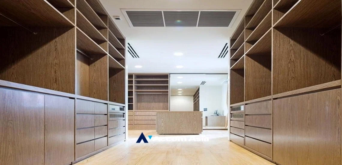 รูป 🔼🔽 AccomA 📩 Private Swimming Pool 4 BR House in Phra Khanong Nuea (AA19536) - รูปที่ 12/17