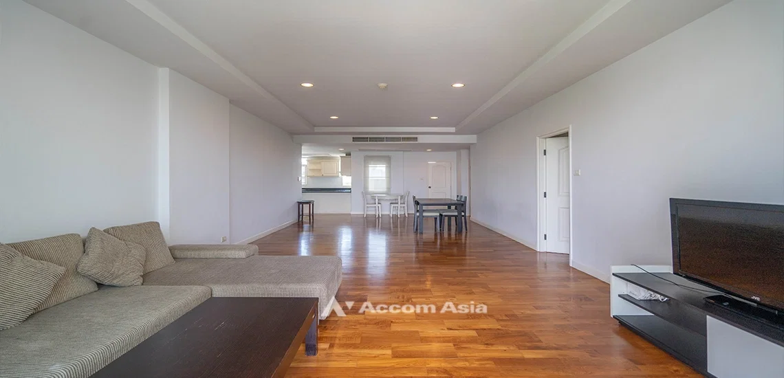 picture 🔼🔽 AccomA 📩 Elegant low-rise condo with garden view in Sathorn area (AA24853) - 1/10
