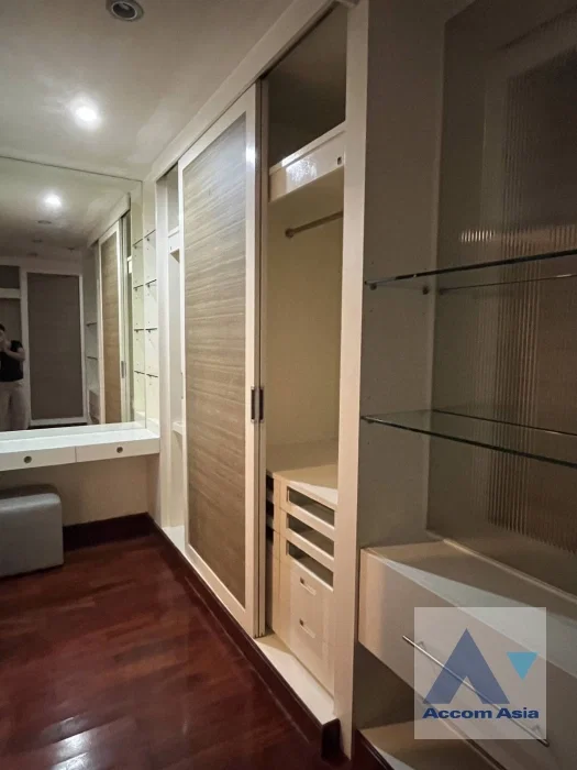 รูป 🔼🔽 AccomA 📩  2 BR Condominium @Urbana Langsuan (25050) - รูปที่ 6/17