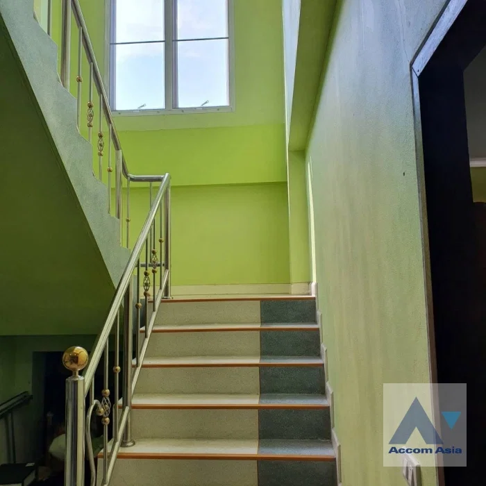 รูป 🔼🔽 AccomA 📩  4 BR House in Khwaeng Sam Sen Nai (AA45009) - รูปที่ 3/5