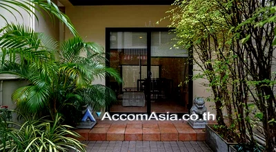เช่าทาวน์โฮม ดิ เอ็มควอเทียร์ : 🔼🔽 AccomA 📩 Pet friendly,Home Office 4 BR Townhouse in Khlong Tan Nuea (AA27057)