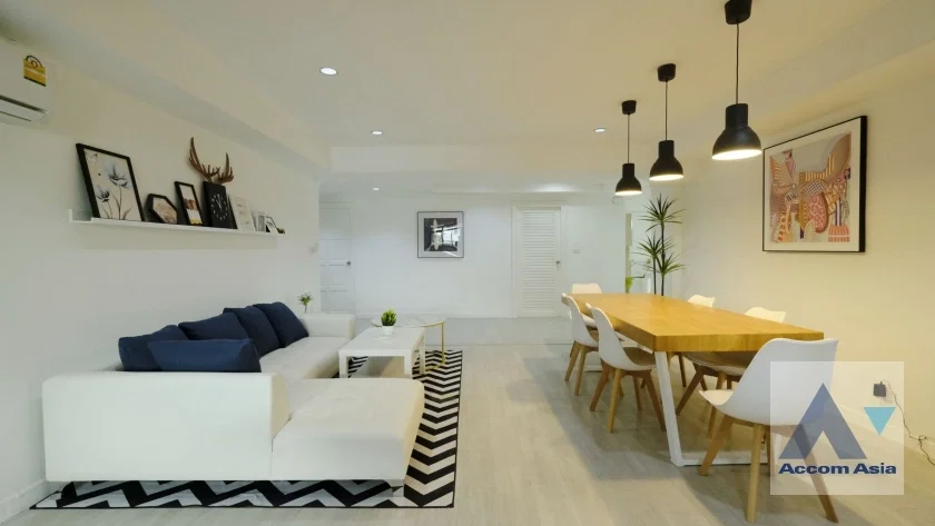 รูป 🔼🔽 AccomA 📩 Royal Castle condo with classic European style  Near BTS Phrom Phong (AA37144) - รูปที่ 5/20