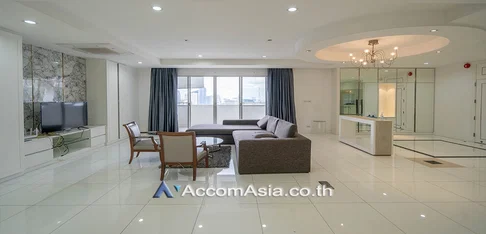 🔼🔽 AccomA 📩 Modern condominium with open space and wood finishes (AA26581)